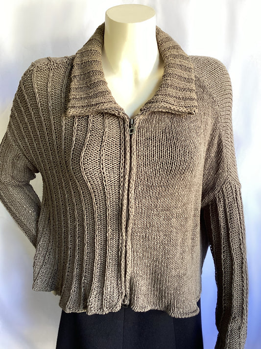 PhoenixLuxe Luxury Consign Hub Sarah Pacini Taupe  Cropped Sweater with Collar and Front Zip
